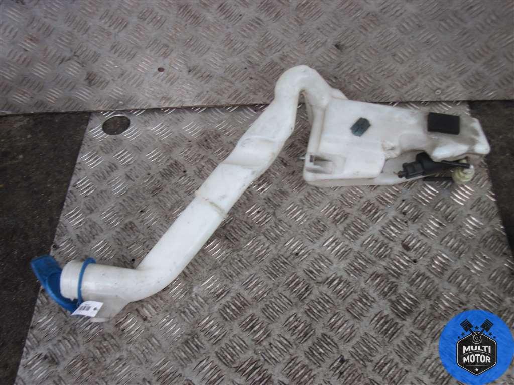 Насос (моторчик) омывателя стекла SEAT Ibiza (2007-2014) 1.9 TDi 2007 г. - фото 1 - id-p207539363