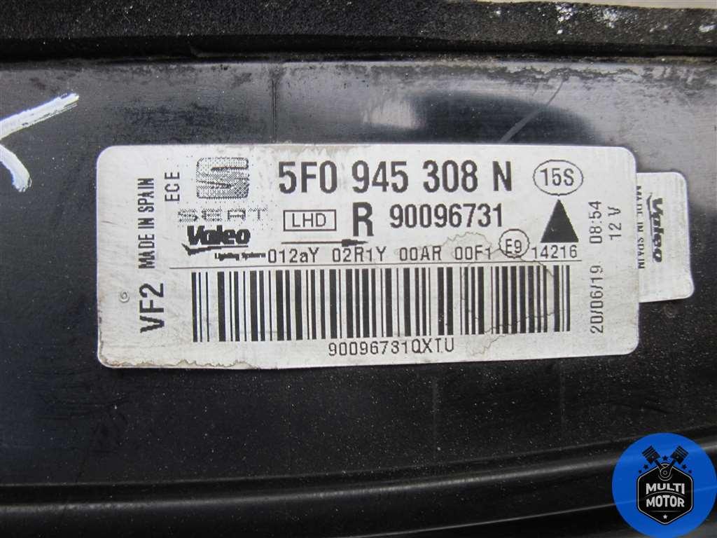 Фонарь крышки багажника правый SEAT Leon 3 (2012-2023) 2.0 TD 2018 г. - фото 3 - id-p207531538