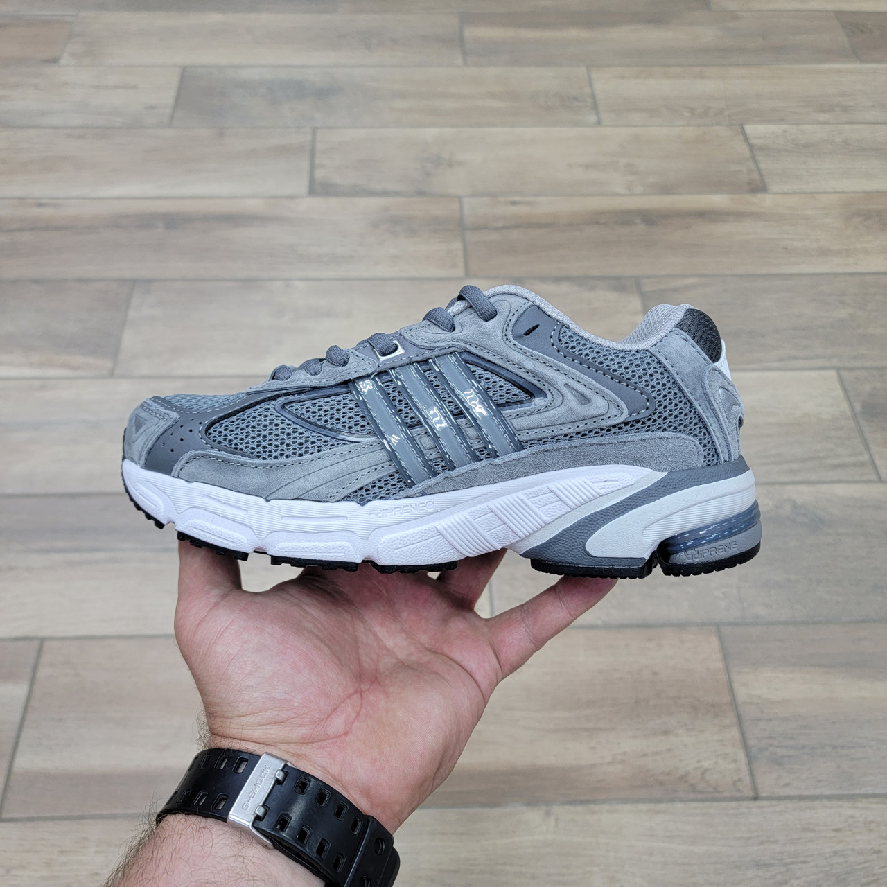 Кроссовки Wmns Adidas Response CL Gray