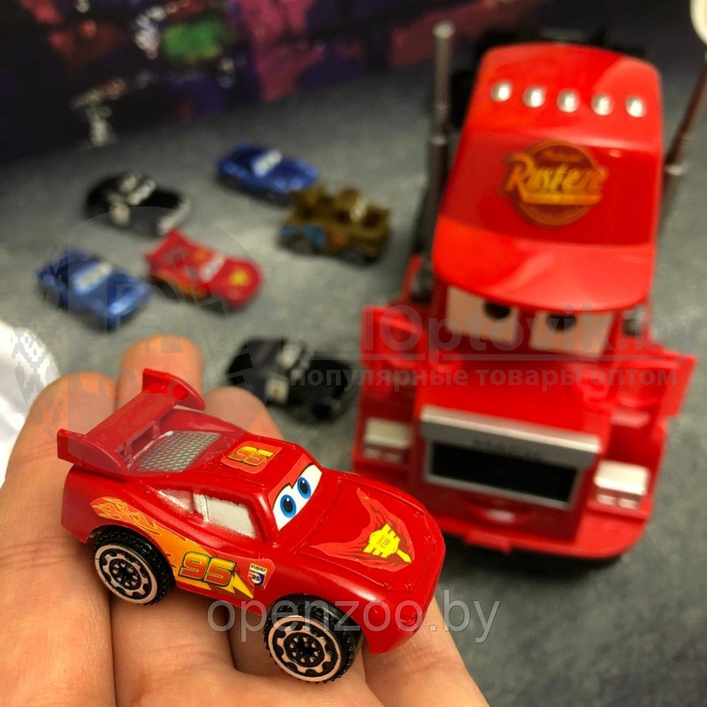 Грузовик - трейлер Lightning McQueen 95 (Молния Маккуин 95) 8 машинок в парковке - чемоданчике запасной - фото 4 - id-p207595056