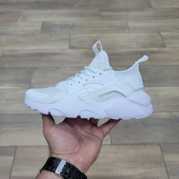 Nike huarache low all white 2025