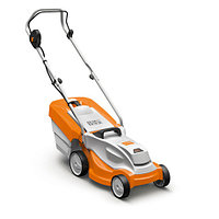 Лёгкая аккумуляторная газонокосилка STIHL . RMA 235