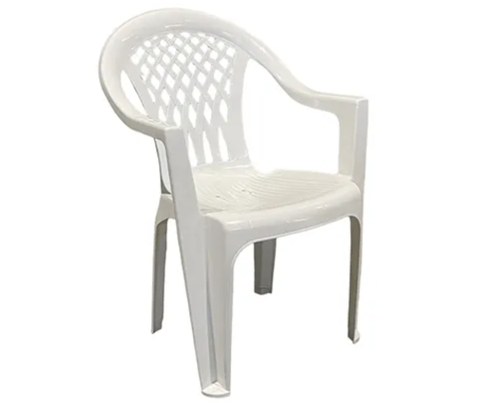 Пластиковое кресло. Белое. Беларусь