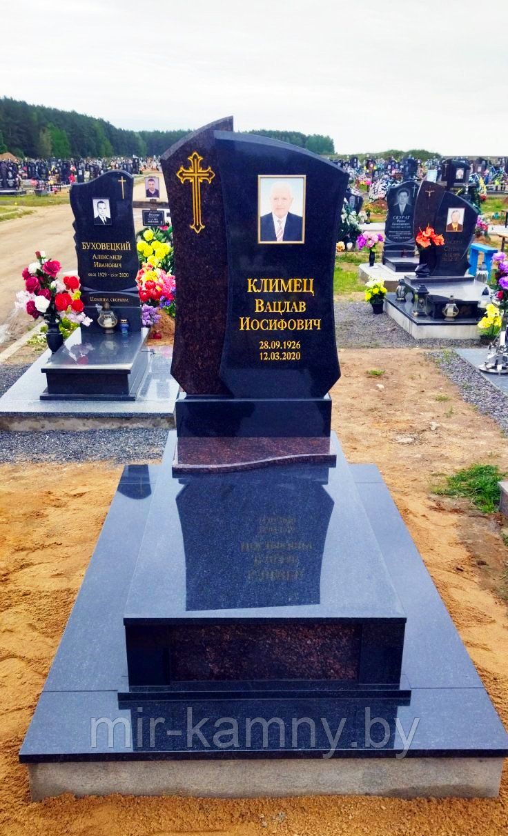 ОДИНОЧНЫЙ ГРАНИТНЫЙ ПАМЯТНИК В ВЕРТЕЛИШКАХ