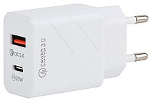 Сетевое зарядное устройство Intro CC290 USB + Type-C быстрая зарядка QC 3.0 + PD 20W белая