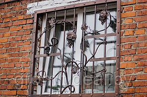 Решетка на окно кованая РО-41К