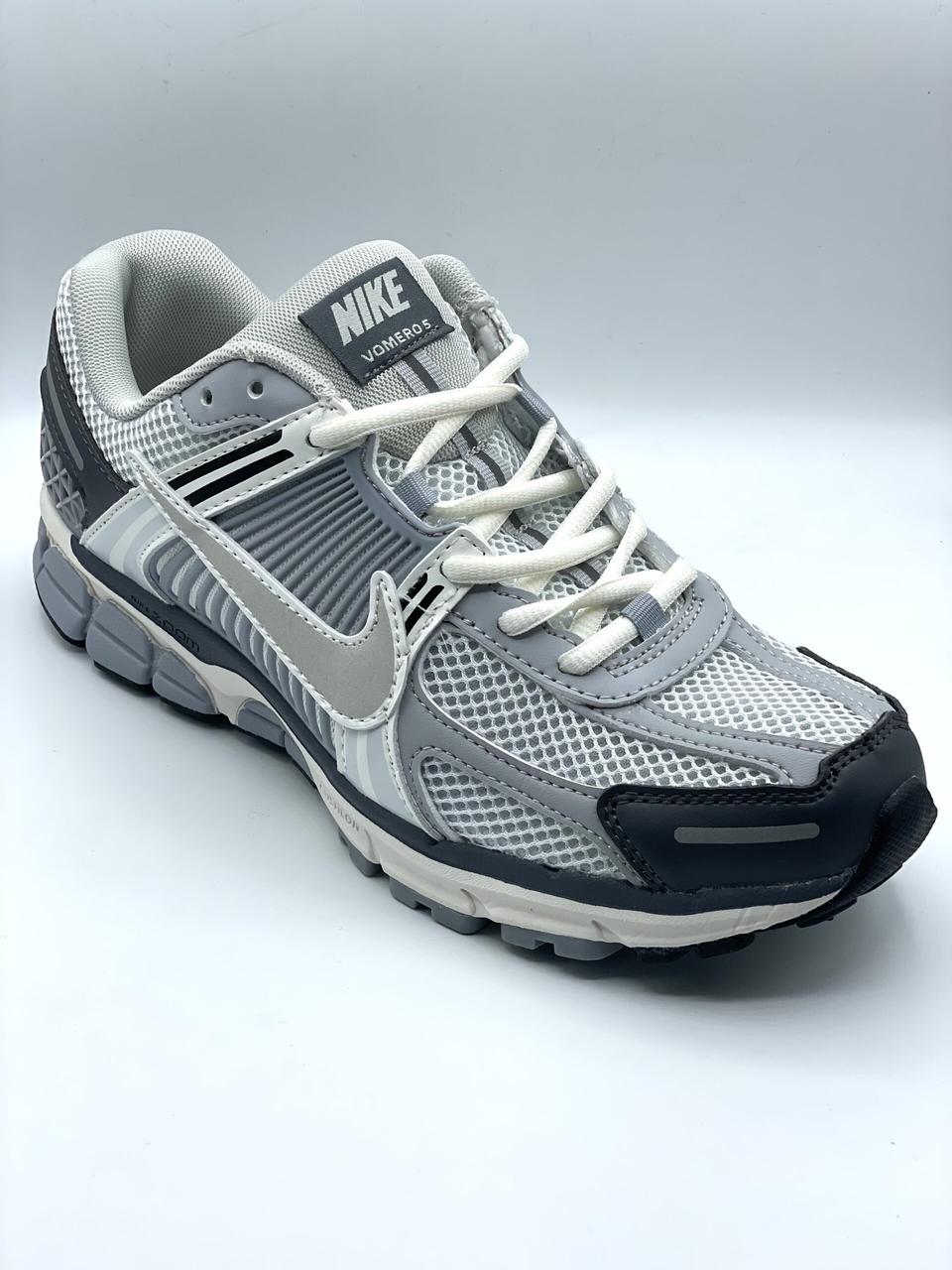Кроссовки Nike Vomero 5 - фото 2 - id-p207990548