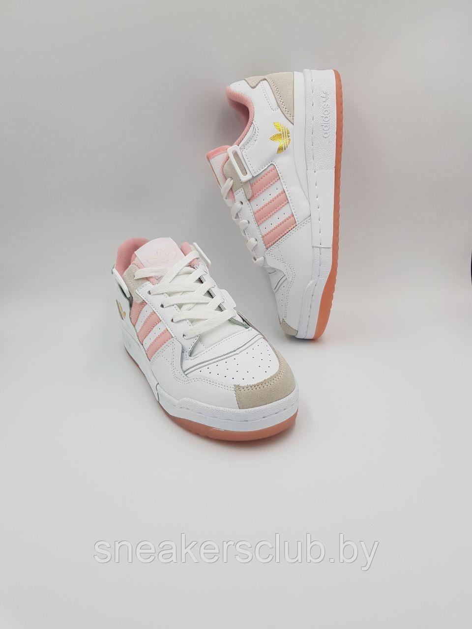 Кроссовки женские Adidas Forum Low / подростковые /бело-розовый - фото 1 - id-p208140344