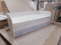 Кровать с выдвижными ящиками лиза