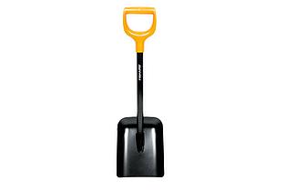 Лопата совковая укороченная SOLID FISKARS 1026649