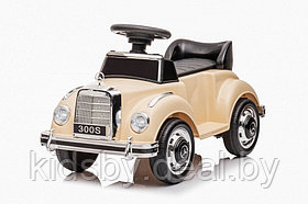 Детский толокар-электромобиль RiverToys Mercedes-Benz 300S LS-128A (бежевый) Лицензия, с пультом управления