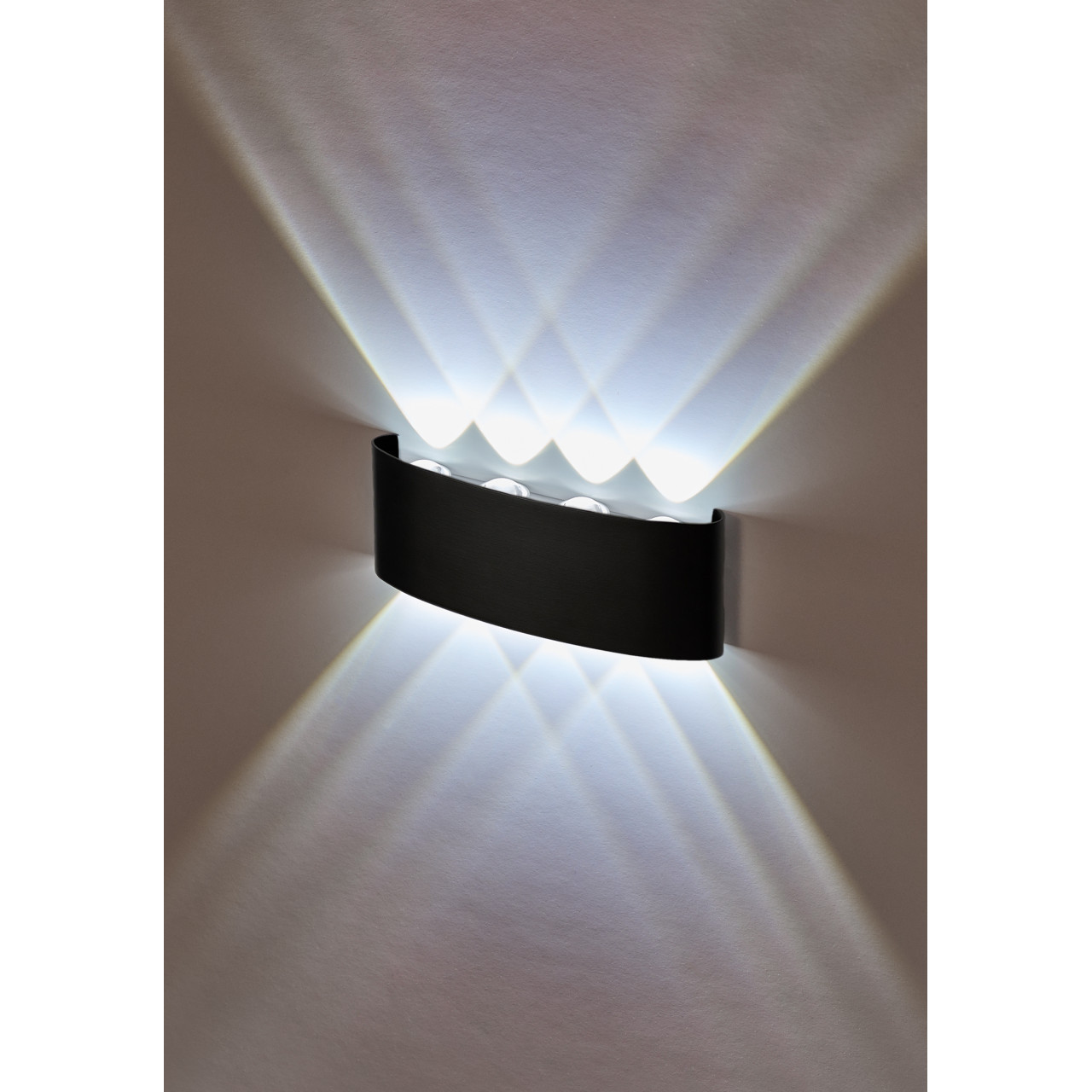 Интерьерный настенный светильник LED 8x1W 4200K Черный 220V IP54 IL.0014.0001-8 BK - фото 1 - id-p208393739