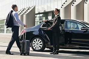 Групповая встреча в аэропорту РФ