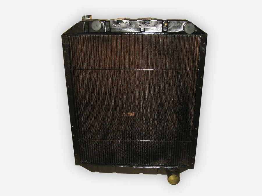 Радиатор 4-х рядный (медно-латунный) (638х740) 642290Т-1301010 - фото 1 - id-p208608054