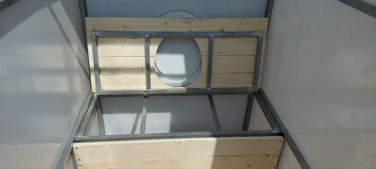 Туалет дачный из поликарбоната - фото 6 - id-p208615978