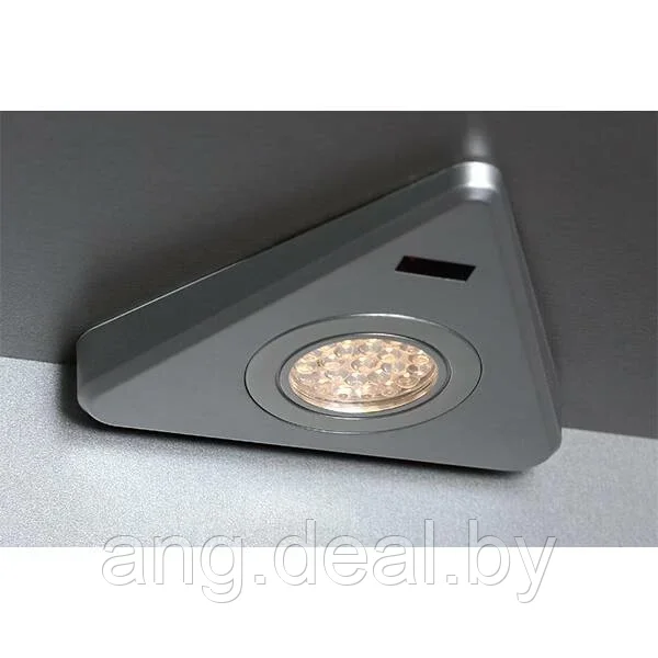 Светильник LED Triangolo-IR, 2.15W, 5000K, отделка под алюминий - фото 1 - id-p208646545
