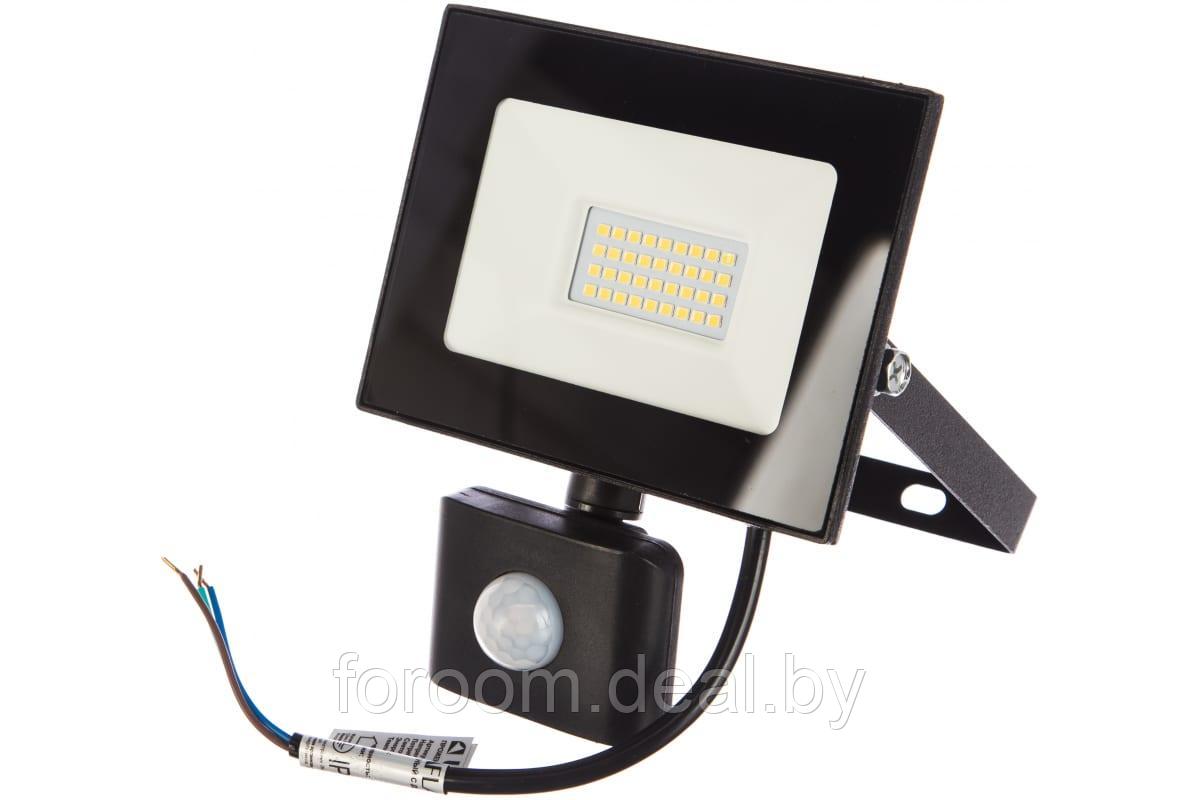 Прожектор LED Ultraflash LFL-5002S C02 черный (с датчиком, 50 Вт, 230В, 6500К) - фото 2 - id-p208661407