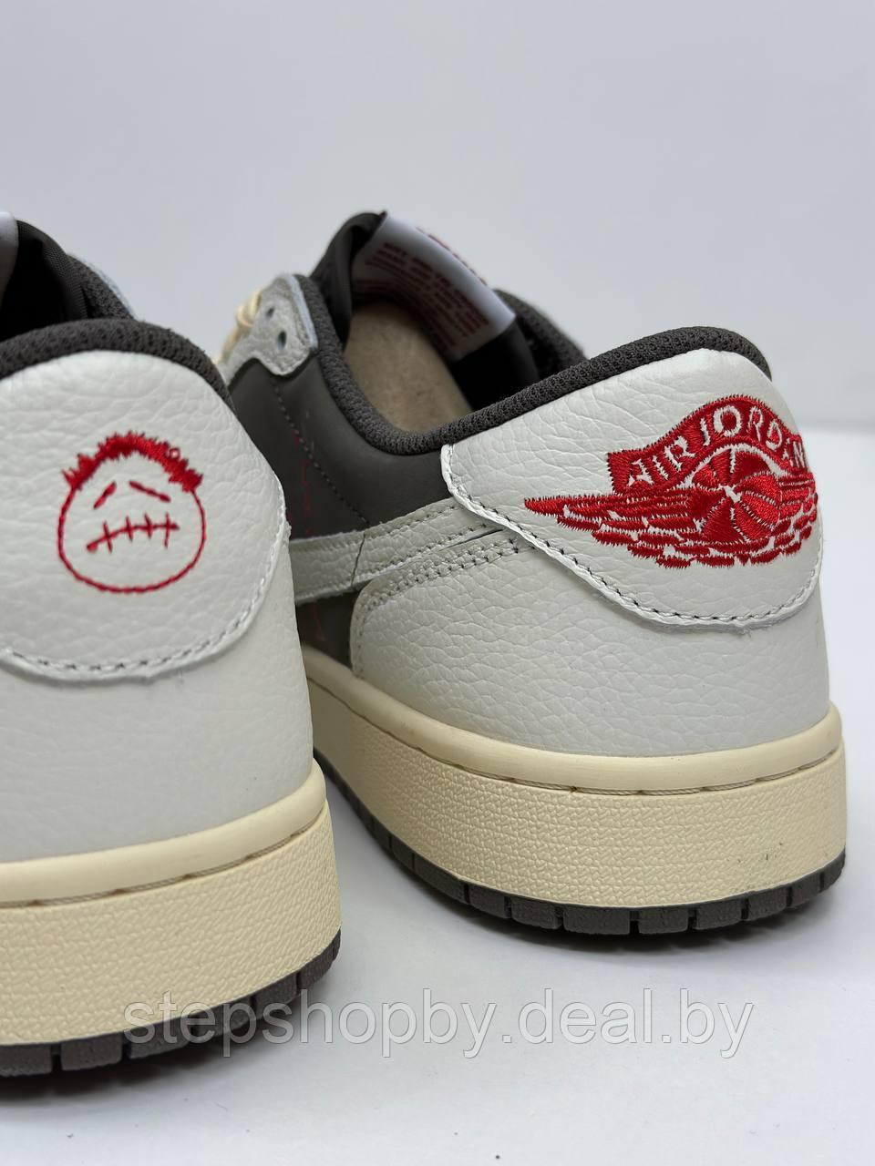 Кроссовки Jordan 1 Retro Low OG SP Travis Scott Reverse Mocha - фото 2 - id-p208667772