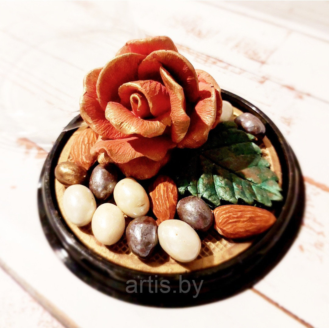 Шоколадные цветы в куполе из бельгийского шоколада - фото 3 - id-p208684589