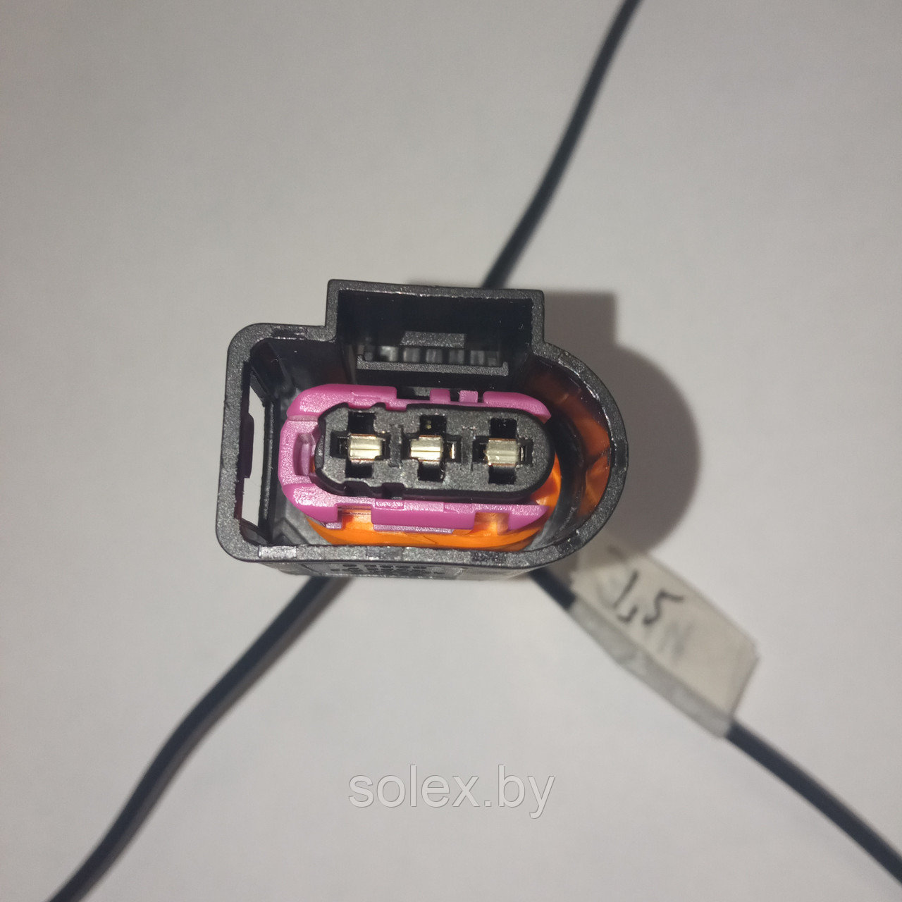 Фишка 3-pin датчикка давления топлива в рампе (оригинал)