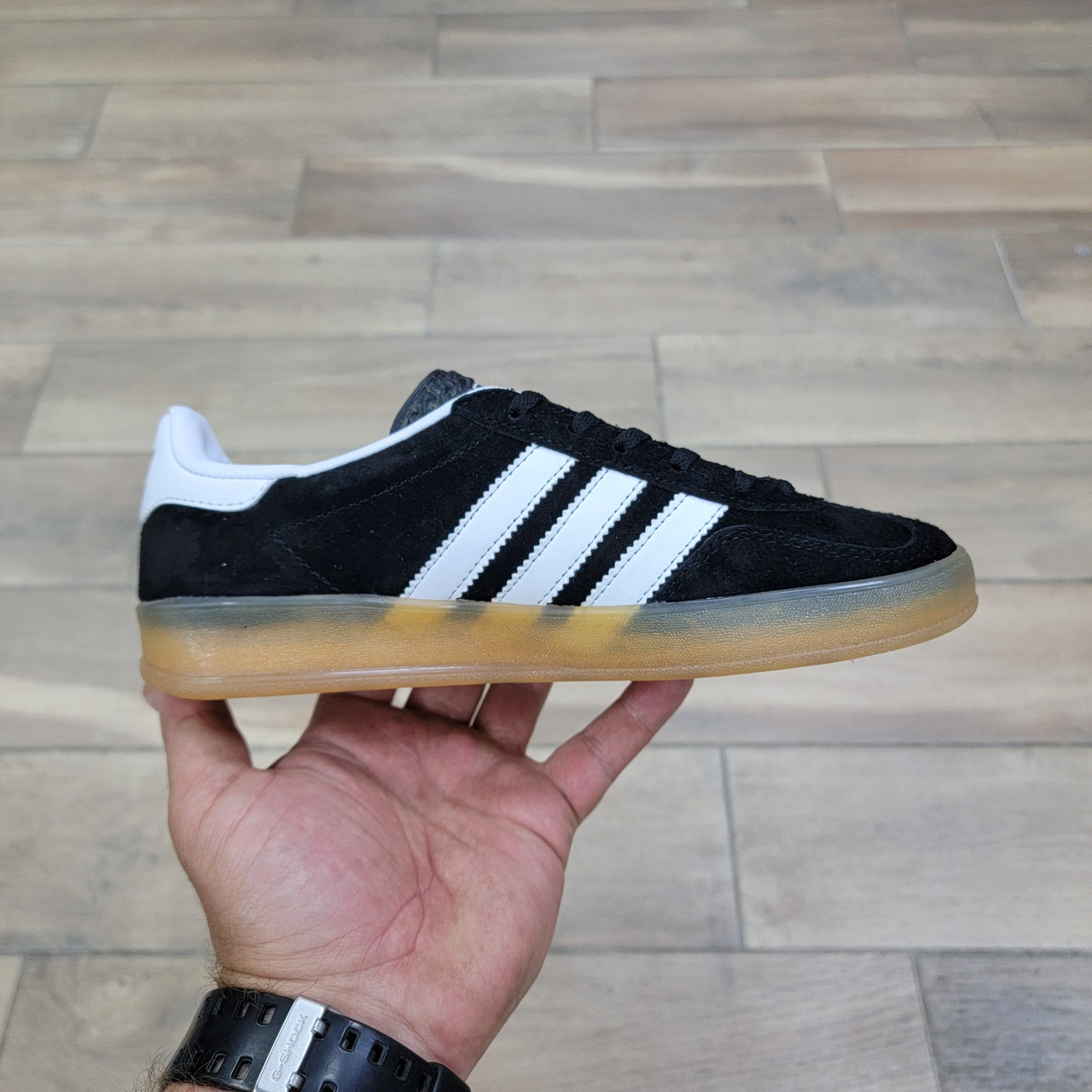 Кроссовки Adidas Gazelle Indoor Black White Gum - фото 2 - id-p208929697