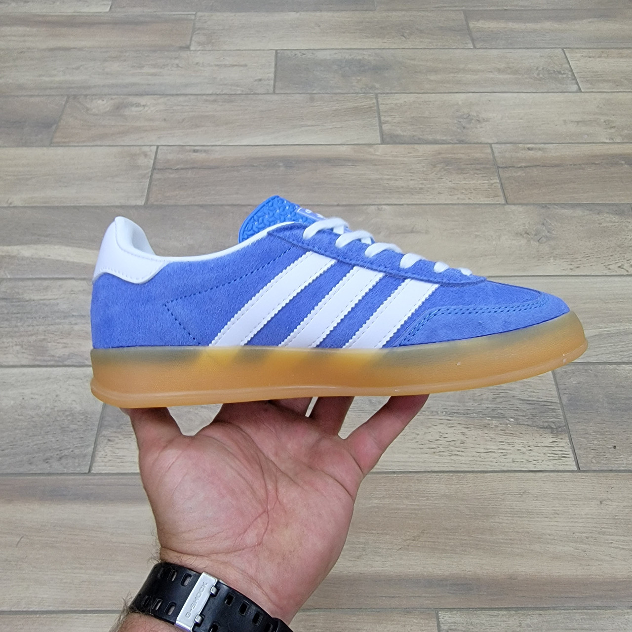 Кроссовки Wmns Adidas Gazelle Indoor Blue Fusion Gum - фото 2 - id-p208929827