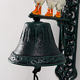 Колокол сувенирный чугун "Три гуся" цветной 35,7х12,3х23,7 см, фото 3