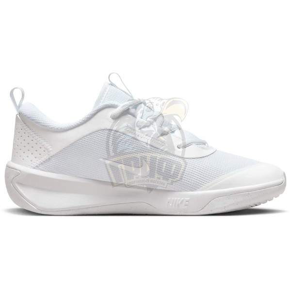 Кроссовки теннисные детские Nike Omni Multi-Court Gs (белый)  (арт. DM9027-100)