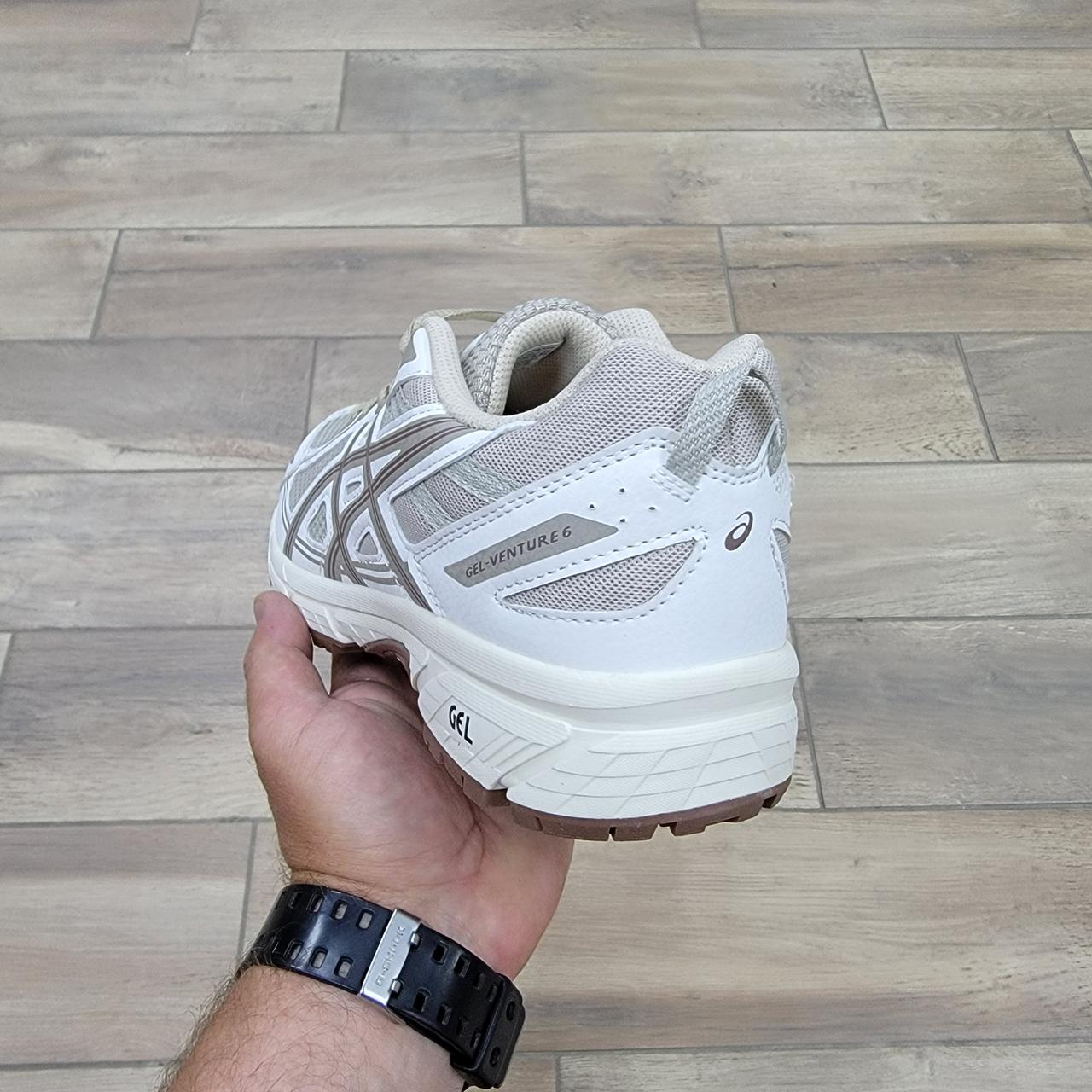 Asics Gel Venture 6 Beige ID 209286028 125