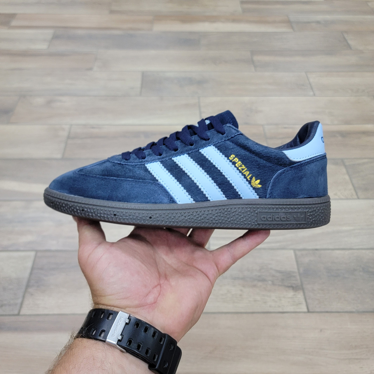 Кроссовки Wmns Adidas Spezial Collegiate Navy Gum