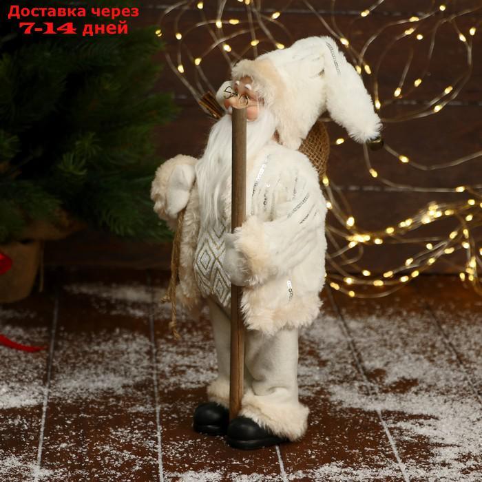 Дед Мороз "В белой шубе, кофте ромбик, с посохом и подарками" 16х30 см - фото 2 - id-p209297211