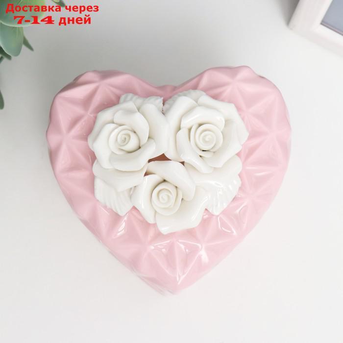 Шкатулка керамика "Три белых розы. Геометрия" сердце розовое 10х11х11 см - фото 3 - id-p209296639