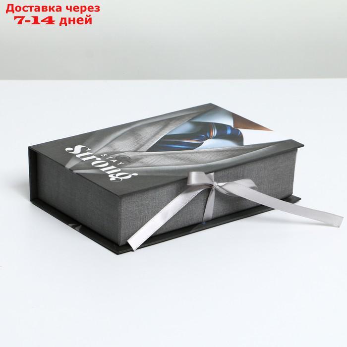 Коробка - книга "Мужской костюм", 20 х 12,5 х 5 см - фото 1 - id-p209297151