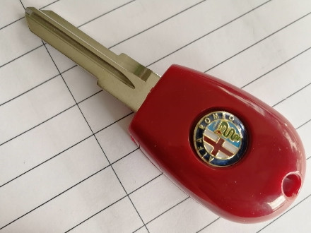 Ключ Alfa Romeo 147 2000-2004, 156 1999-2006 - фото 1 - id-p209671228