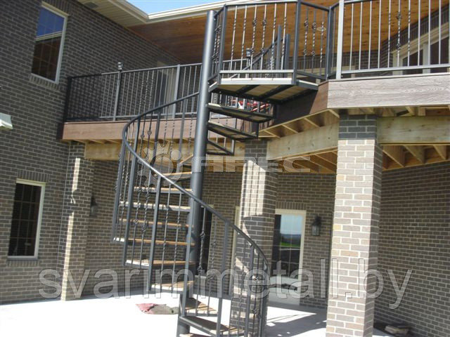 Металлическая лестница, винтовая на улицу, с элементами ковки - фото 7 - id-p209671865