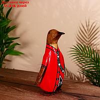 Сувенир "Пингвин в красной рубашке" дерево 25 см