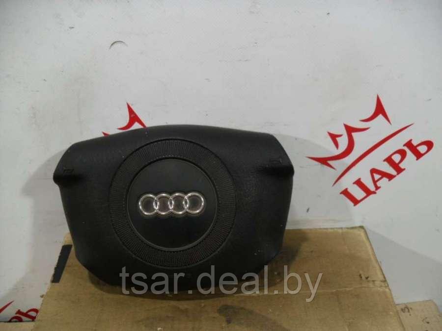 Подушка безопасности водителя Audi A6 C5 (S6,RS6) (4B0880201AH) - фото 1 - id-p151187932