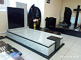 ОДИНОЧНЫЙ КОМПЛЕКС ИЗ СЕРОГО И ЧЁРНОГО ГРАНИТА В ЕВРОПЕЙСКОМ СТИЛЕ, фото 2