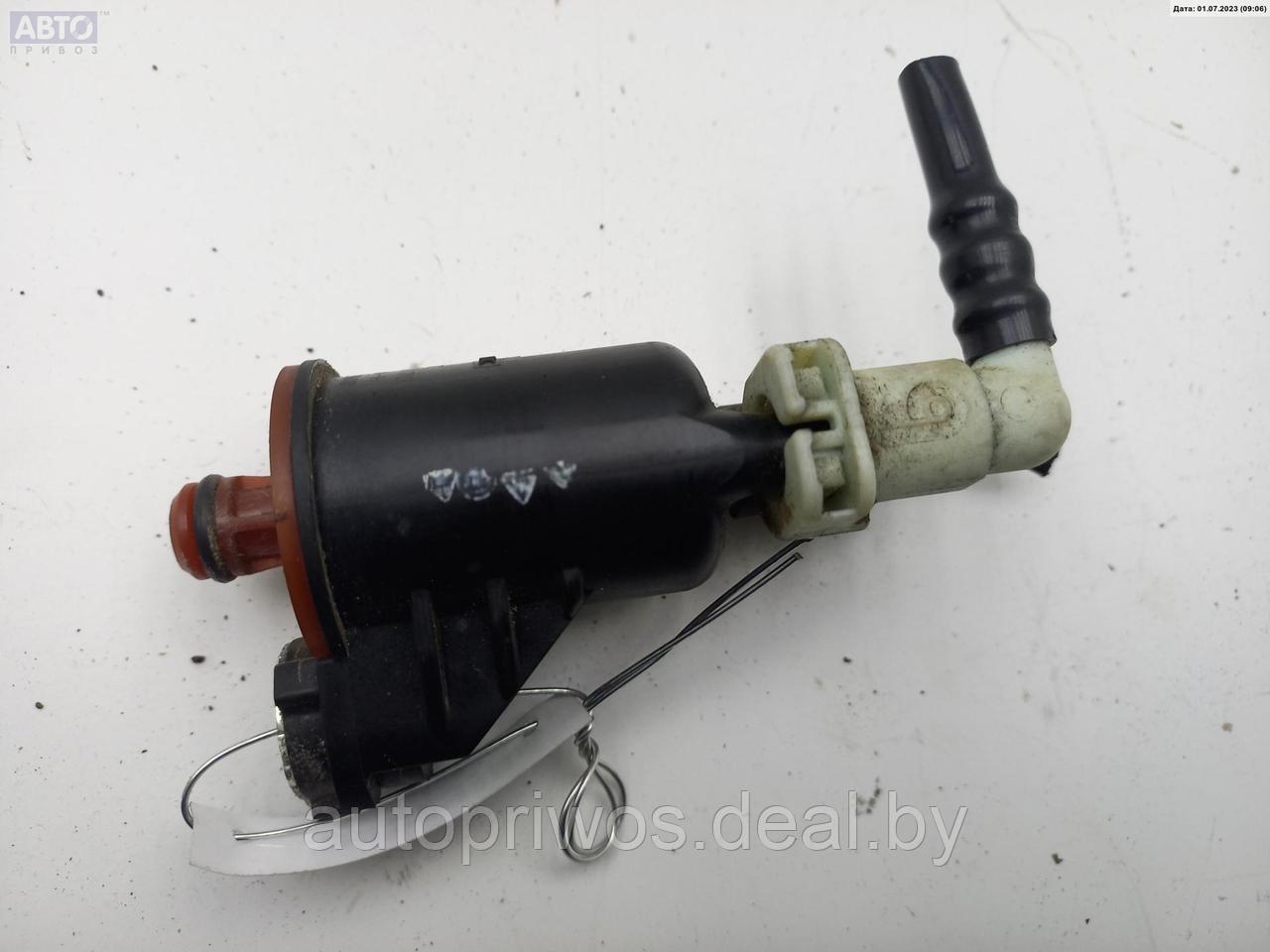 Клапан вентиляции топливного бака Opel Karl - фото 1 - id-p210017219