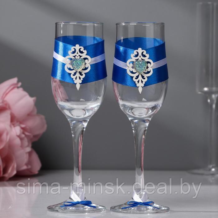 Набор свадебных бокалов "Прага", ручной работы, белый-синий, 6х6х20,5 см, 2 шт. - фото 1 - id-p210193607