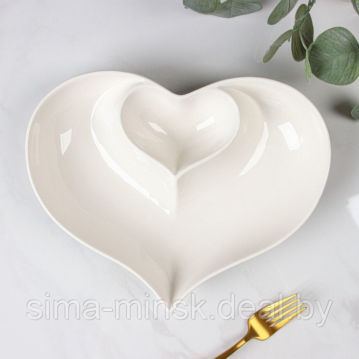 Блюдо керамическое с соусником «Сердце», 28×22×4 см, цвет белый - фото 3 - id-p210192410