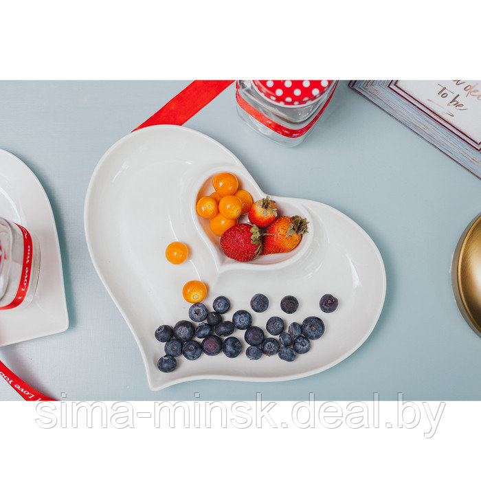 Блюдо керамическое с соусником «Сердце», 28×22×4 см, цвет белый - фото 4 - id-p210192410