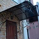 Козырек из металла с элементами ковки, с поликарбонатом, красный, фото 3