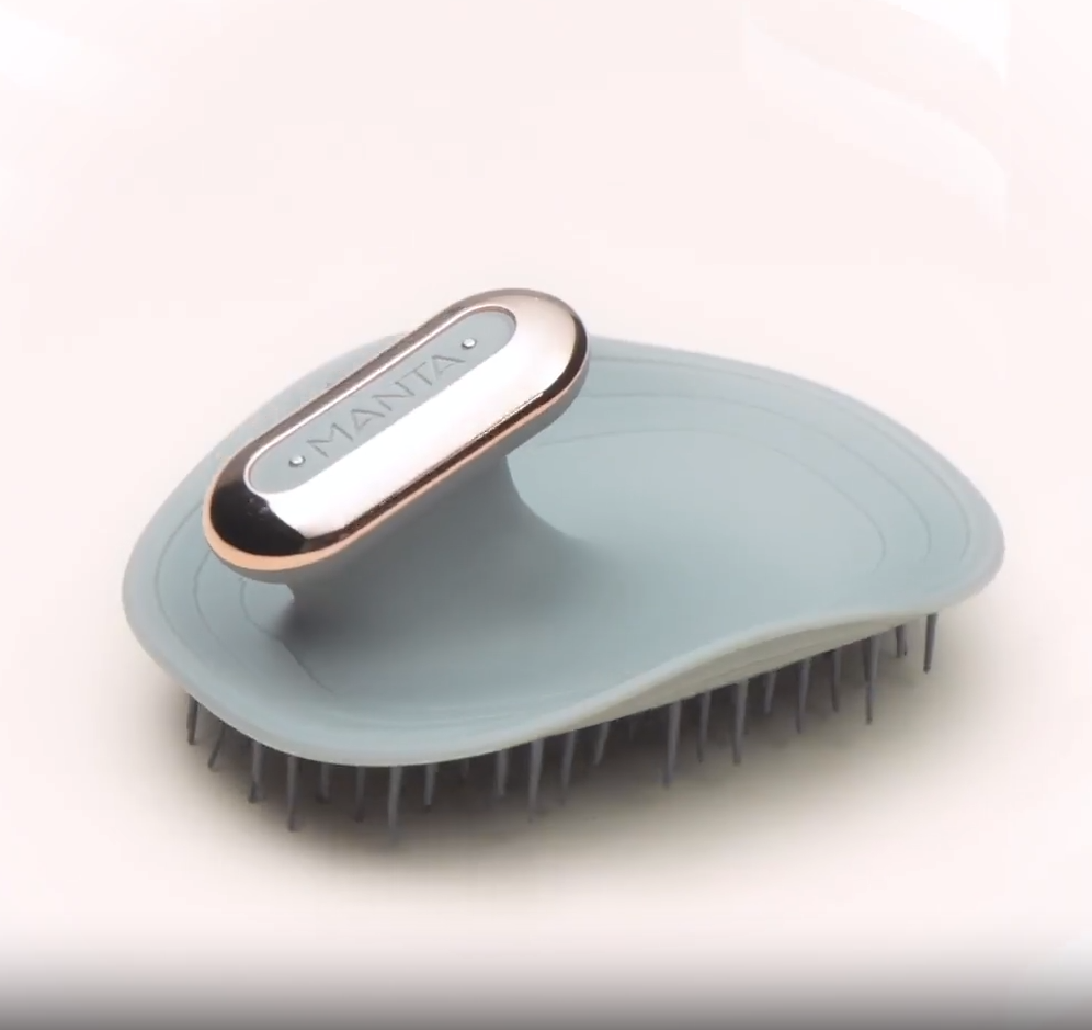 Массажная щетка для головы и волос Massager Shampoo Brush (2 режима, USB) / Влагозащитная моющая и массажная - фото 4 - id-p210578645