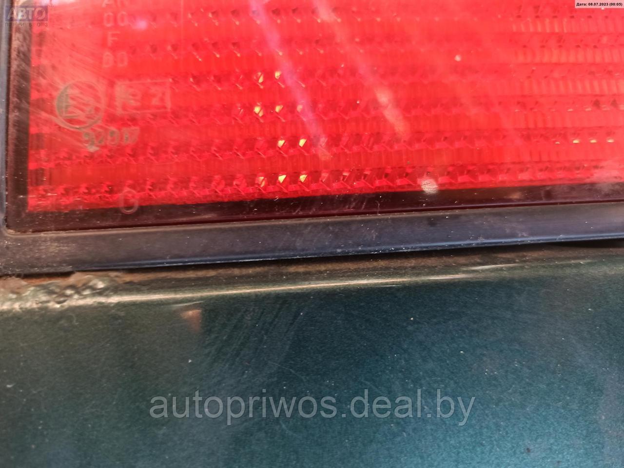 Крышка багажника (дверь задняя) Renault Laguna 1 (1993-2000) - фото 4 - id-p210580076