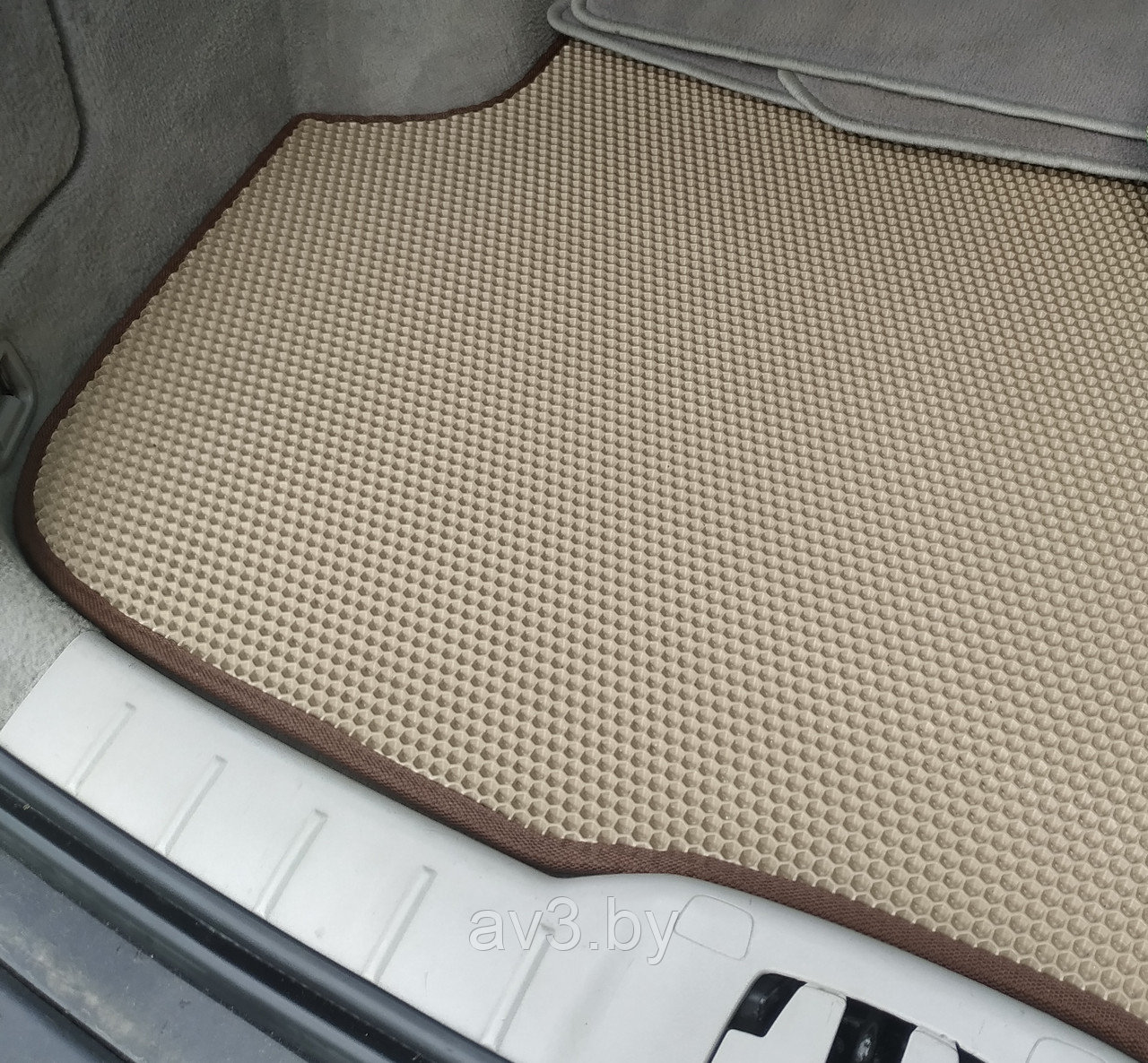 Коврик в багажник EVA Volvo V50 2004-2012гг. купить с доставкой по Беларуси