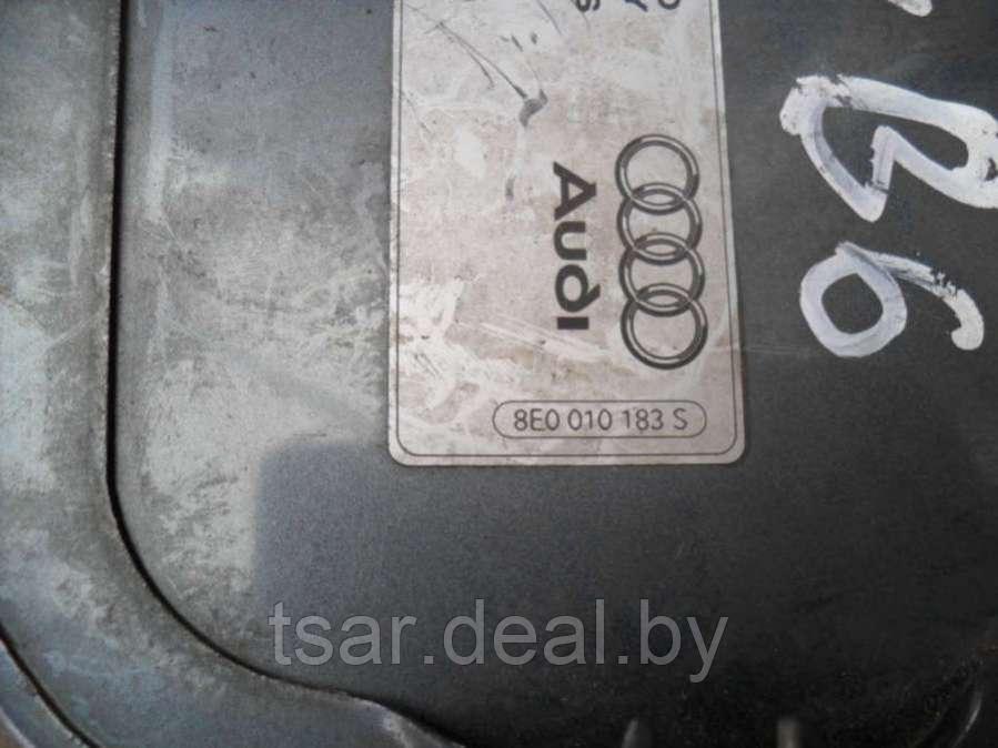 Лючок бензобака Audi A4 B6 (8E0809905B, 8E0010183S) - фото 3 - id-p137726190