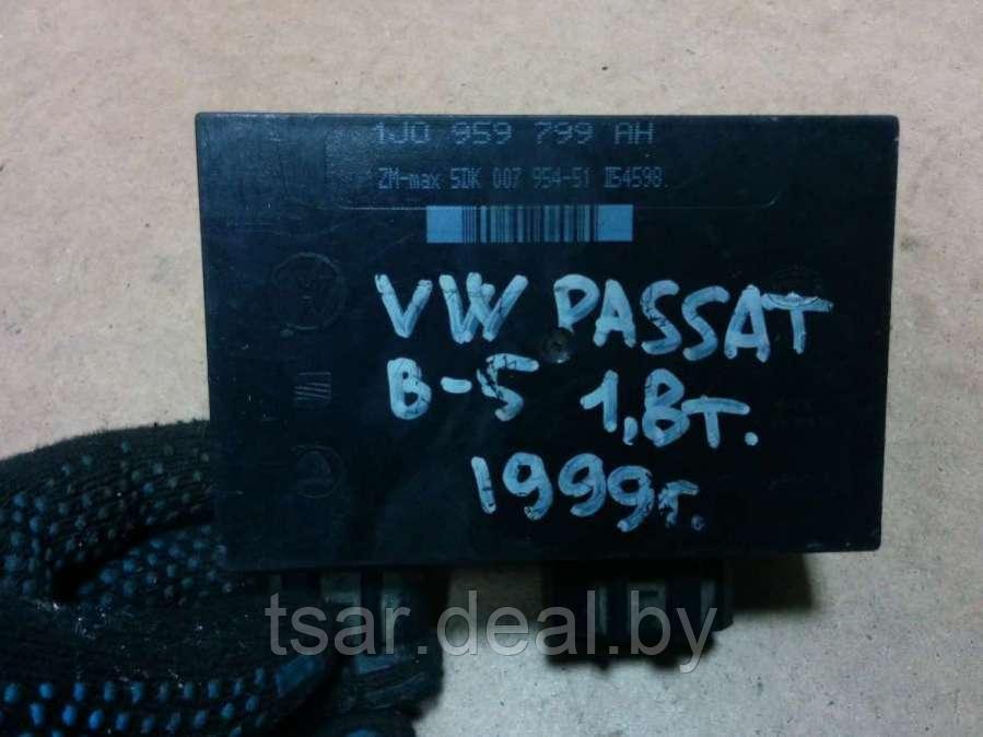 Блок комфорта Volkswagen Passat B5 (1J0959799AH) - фото 1 - id-p137725885