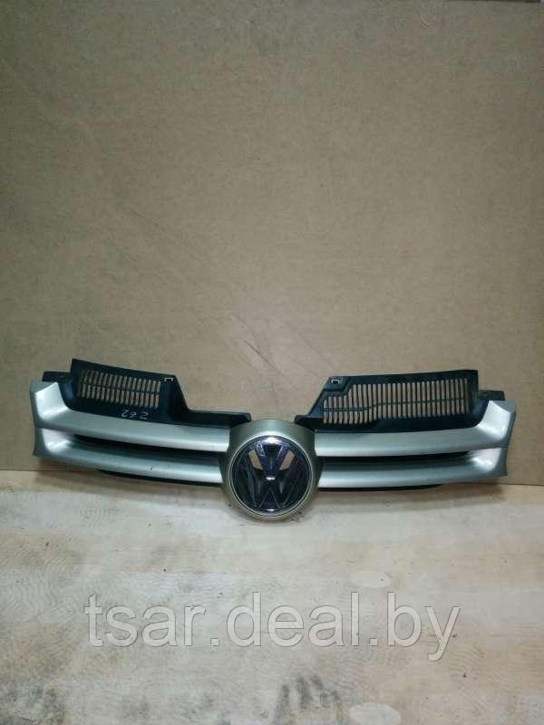 Решетка радиатора Volkswagen Golf 5 (1K0853655A) - фото 1 - id-p137725570