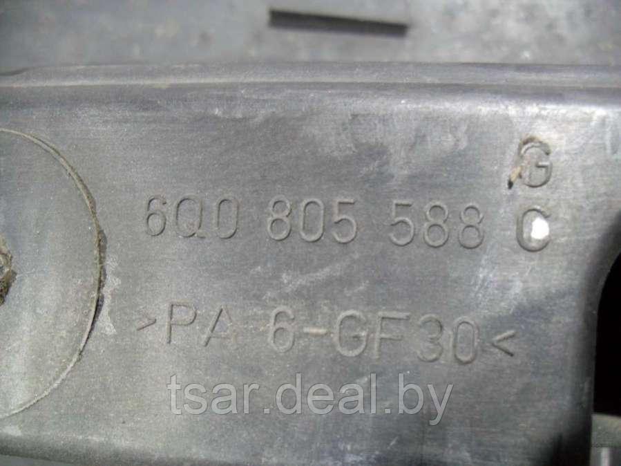 Панель передняя (телевизор) Volkswagen Polo 4 (6Q0805588C) - фото 2 - id-p137724376